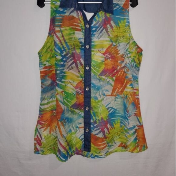 Pre-Loved dots Sleeveless Button Down Blouse Size XL - Picture 4 of 6